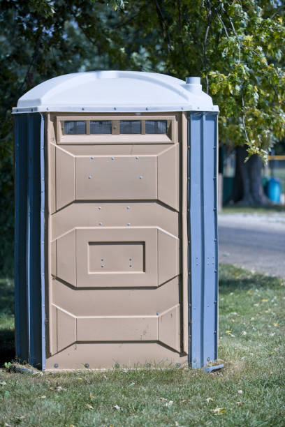 Porta potty delivery and setup in Stonewood, WV